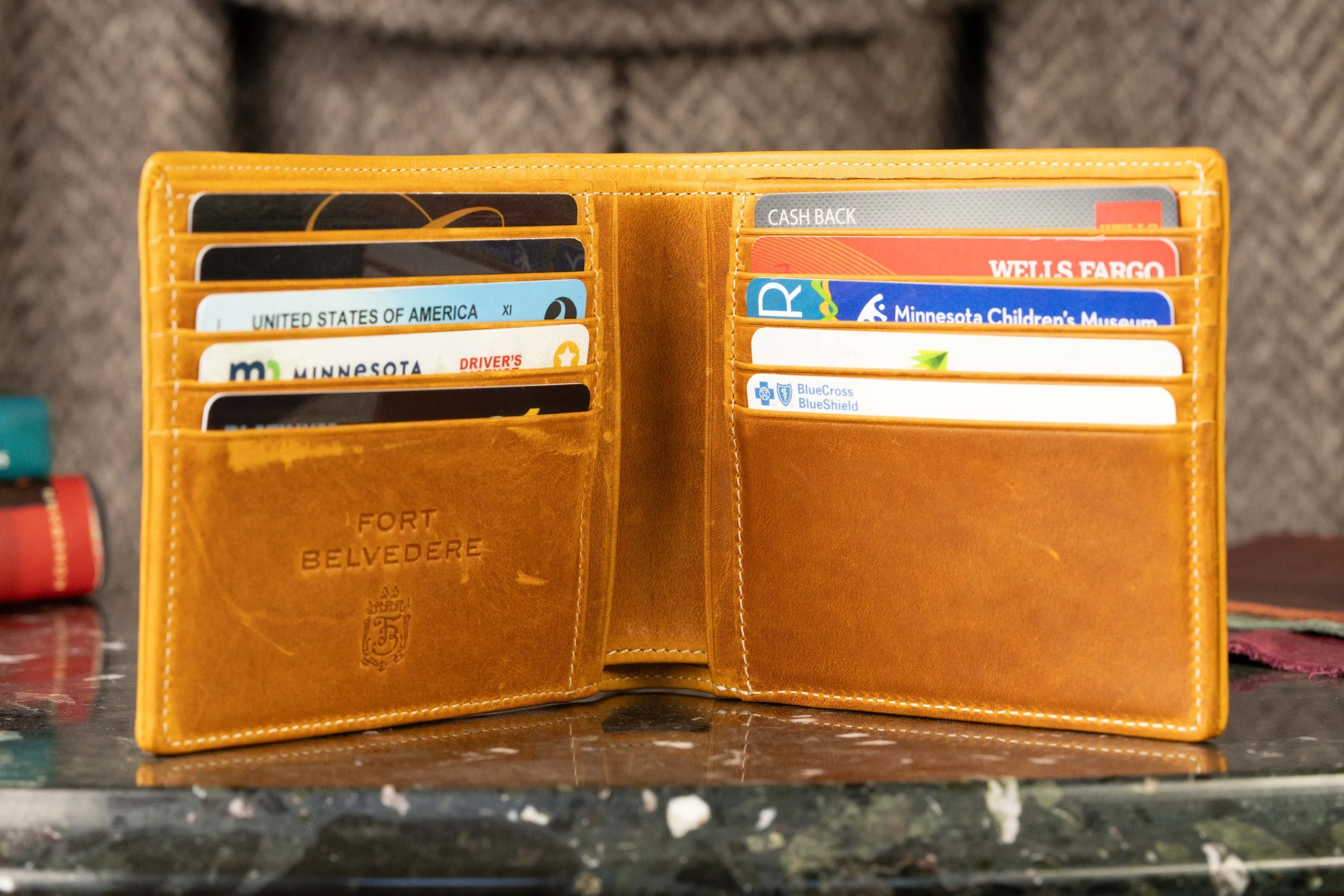 8 Card Classic Bifold Wallet in Vintage Gold Full-Grain Americana Leather