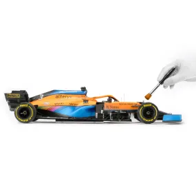 Daniel Ricciardo 2021 McLaren MCL35M 1:8 Scale Model – Italian GP